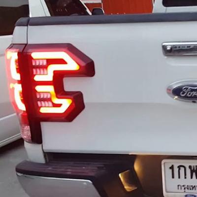 ĐỘ ĐÈN HẬU FORD RANGER 2017-2018